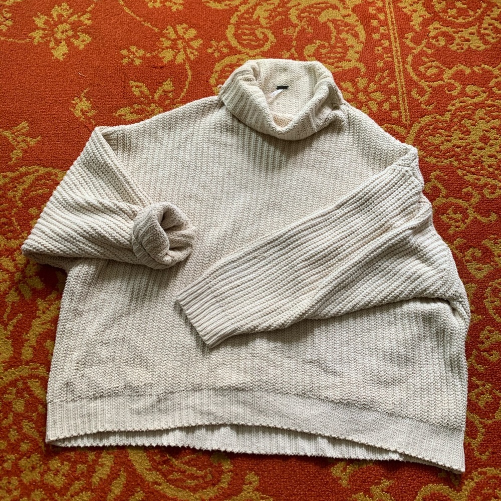 Free People Oversized Sweater Size Small
